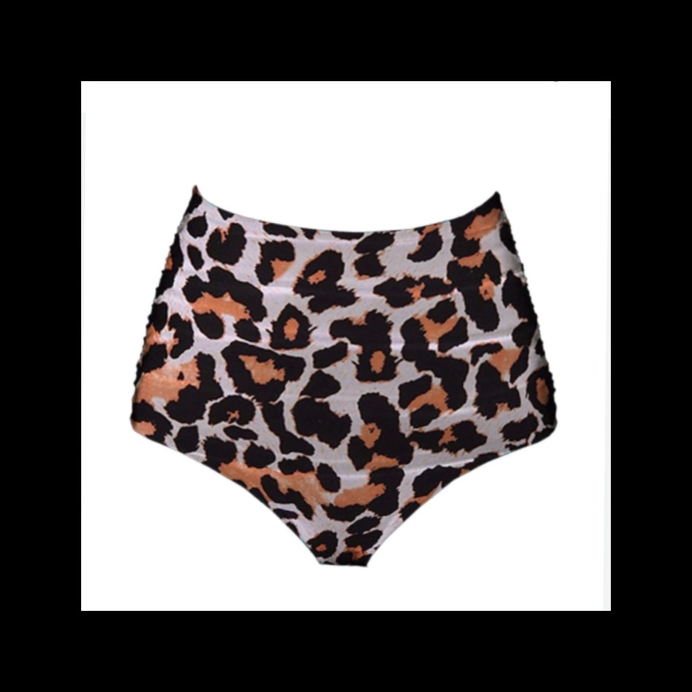 Two piece leopard swimsuit - Picture 5 of 5